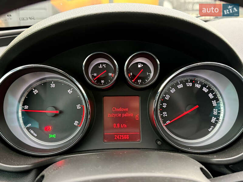 Универсал Opel Insignia 2009 в Стрые