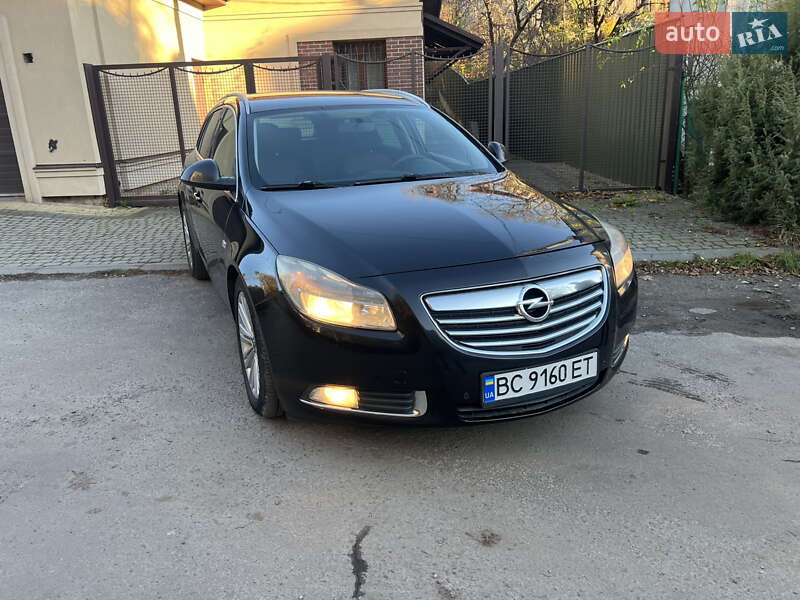 Универсал Opel Insignia 2012 в Львове