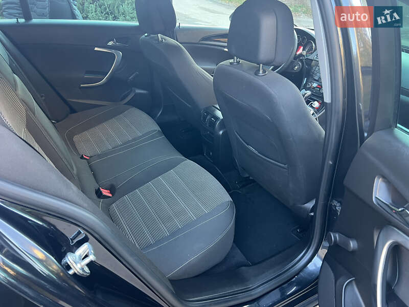 Универсал Opel Insignia 2012 в Львове