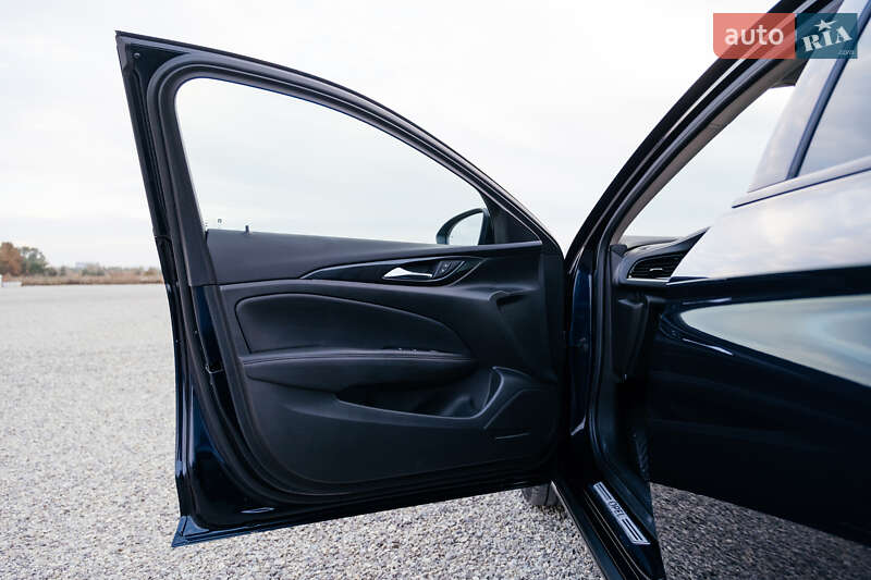 Лифтбек Opel Insignia 2019 в Тернополе