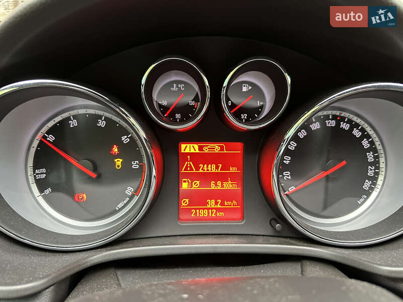 Универсал Opel Insignia 2012 в Киеве фото 12 Универсал Opel Insignia 2012 в Киеве