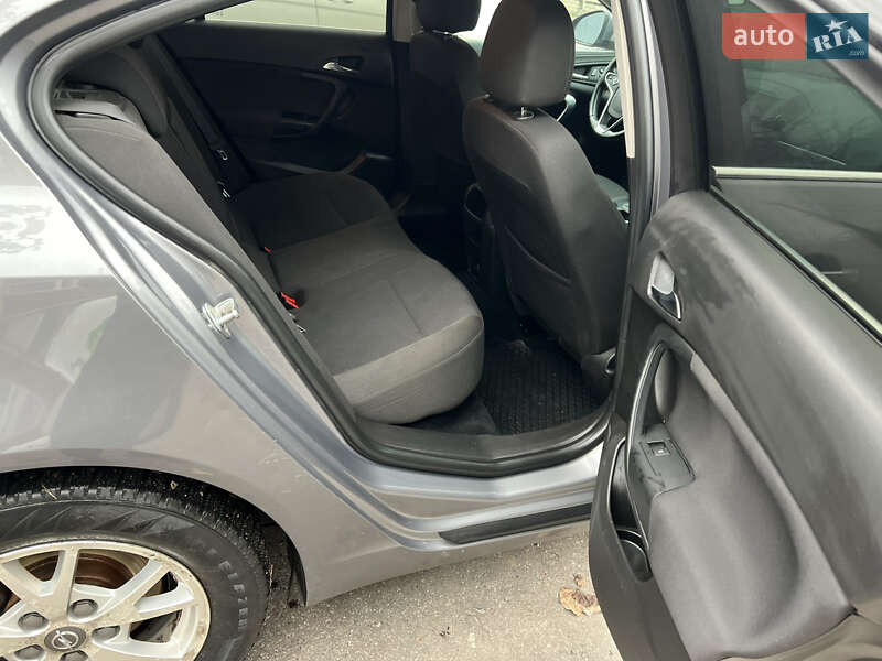 Седан Opel Insignia 2017 в Житомире фото 9 Седан Opel Insignia 2017 в Житомире