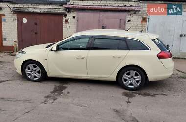 Універсал Opel Insignia 2011 в Чернігові