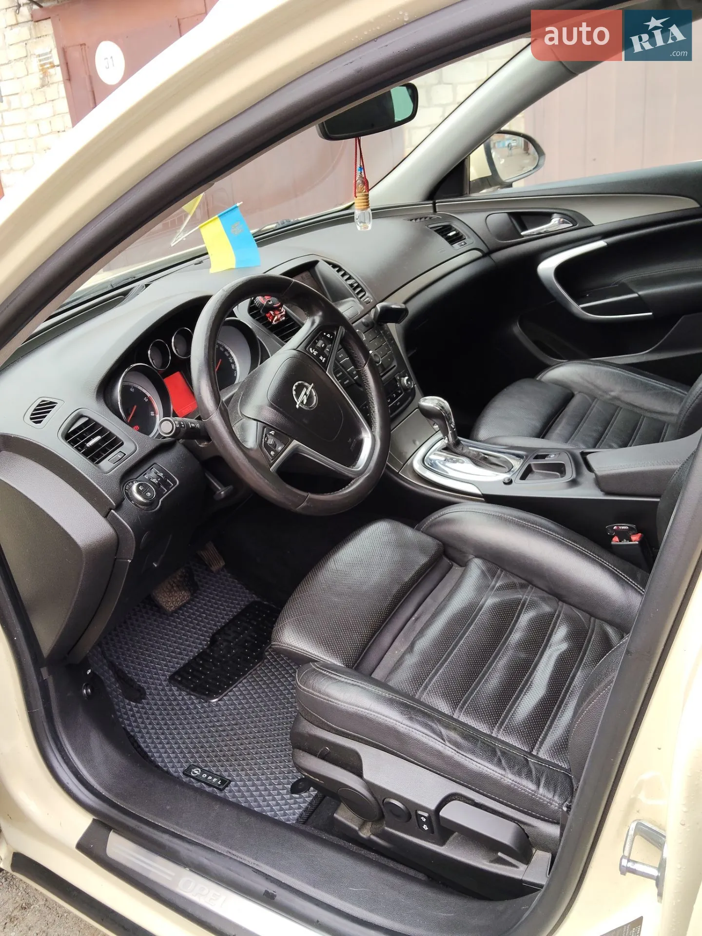2011 Opel Insignia - мініатюра 8