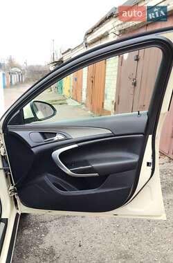 Універсал Opel Insignia 2011 в Чернігові