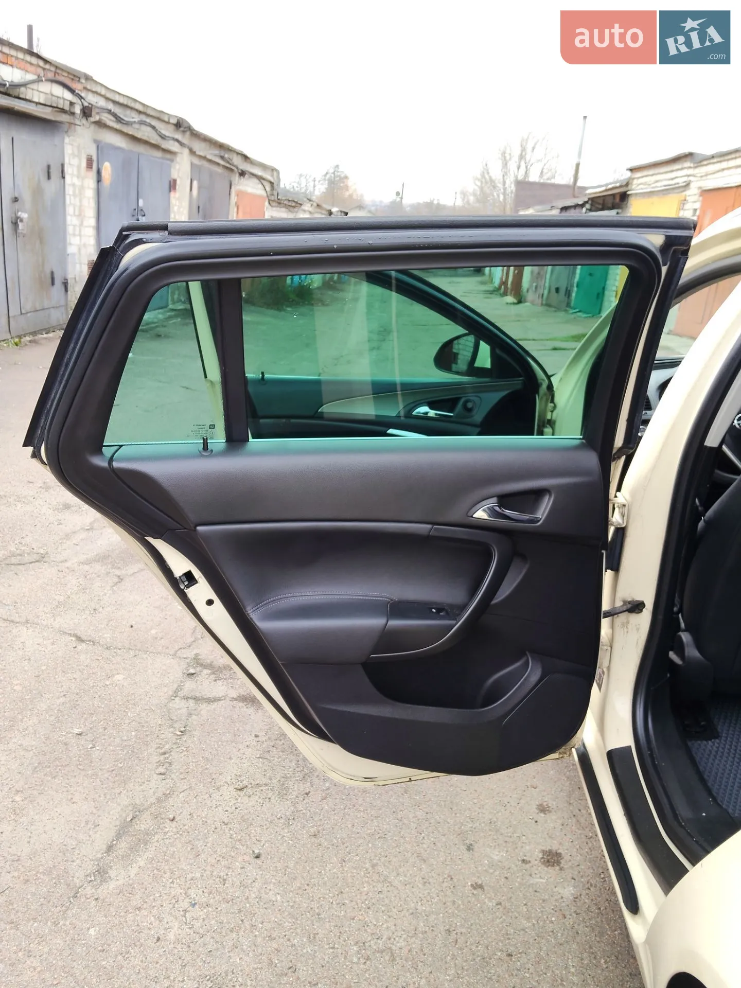 2011 Opel Insignia - мініатюра 14