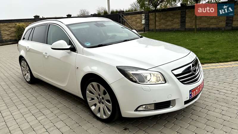 Универсал Opel Insignia 2010 в Луцке