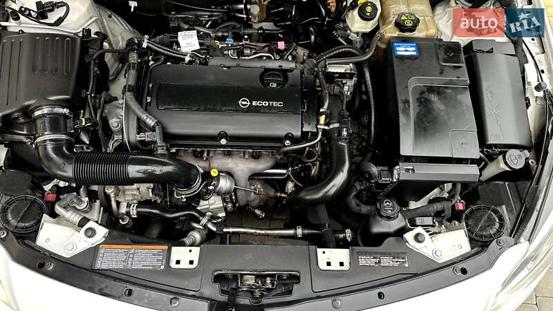 Универсал Opel Insignia 2010 в Луцке