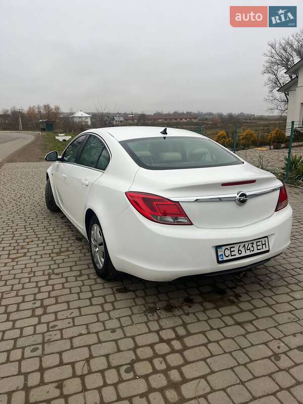 Седан Opel Insignia 2009 в Чернівцях