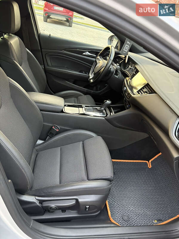 Универсал Opel Insignia 2018 в Бережанах