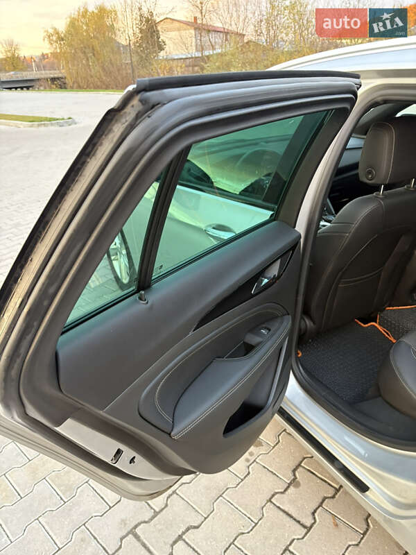 Универсал Opel Insignia 2018 в Бережанах