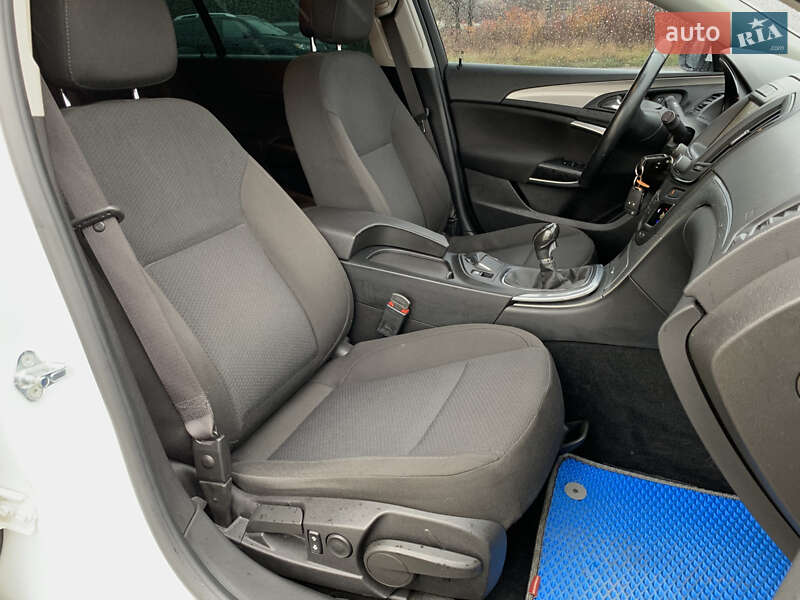 Універсал Opel Insignia 2014 в Бердичеві
