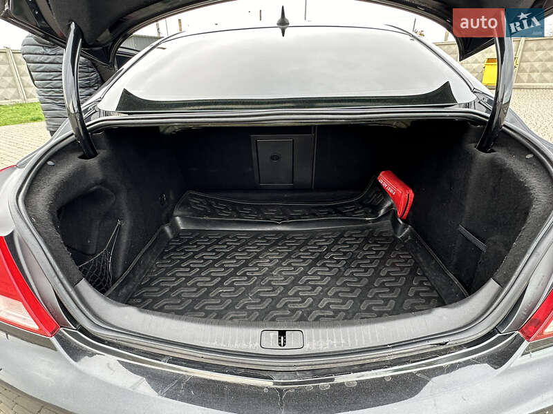 Седан Opel Insignia 2011 в Одессе