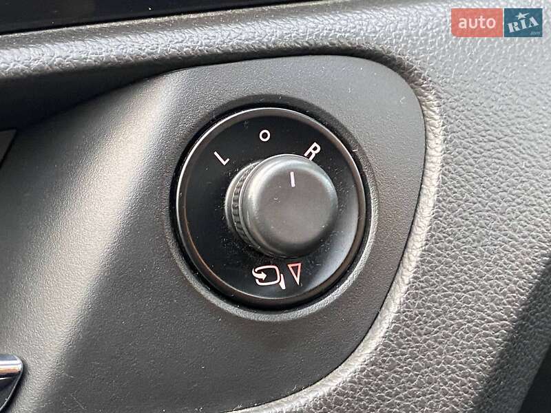 Универсал Opel Insignia 2009 в Киеве фото 25 Универсал Opel Insignia 2009 в Киеве