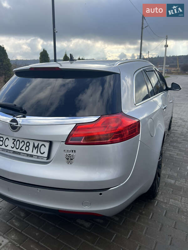 Универсал Opel Insignia 2010 в Золочеве фото 25 Универсал Opel Insignia 2010 в Золочеве