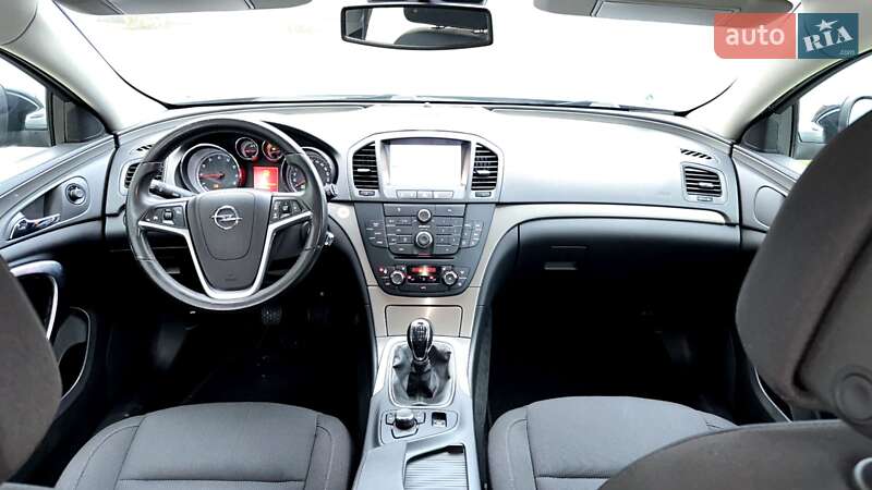 Універсал Opel Insignia 2010 в Луцьку