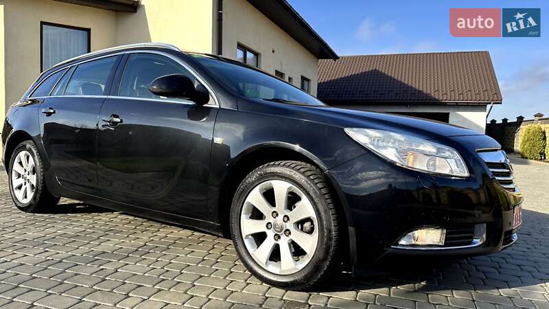 Універсал Opel Insignia 2010 в Луцьку