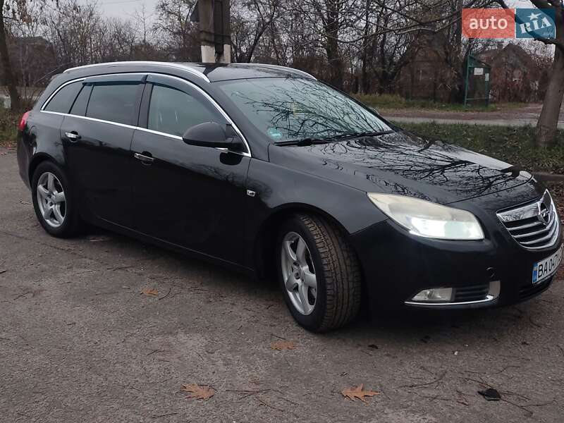 Універсал Opel Insignia 2010 в Шептицькому