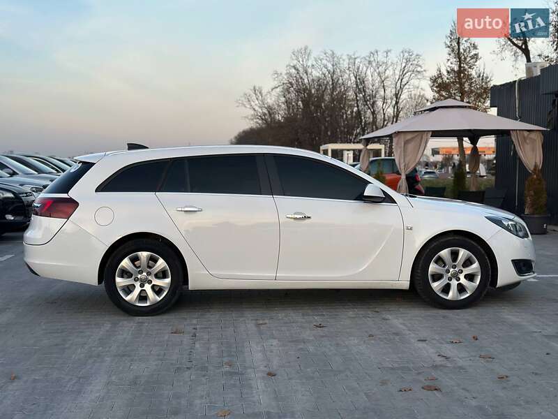 Универсал Opel Insignia 2016 в Киеве