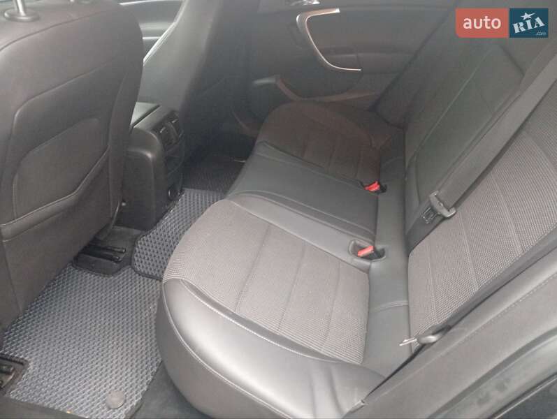 Універсал Opel Insignia 2010 в Вінниці