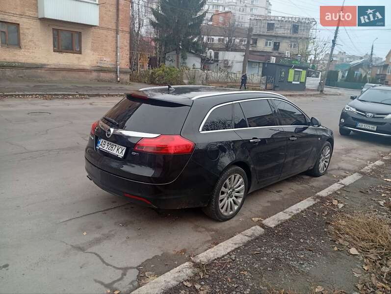 Універсал Opel Insignia 2010 в Вінниці