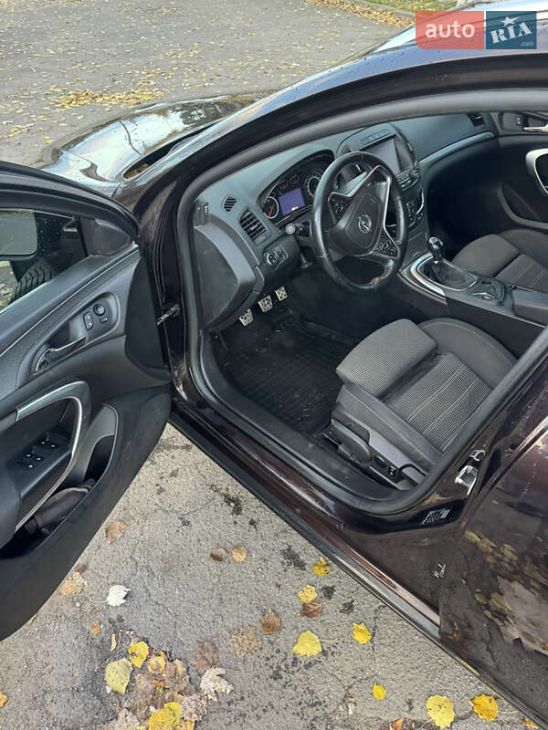 Универсал Opel Insignia 2014 в Кривом Роге