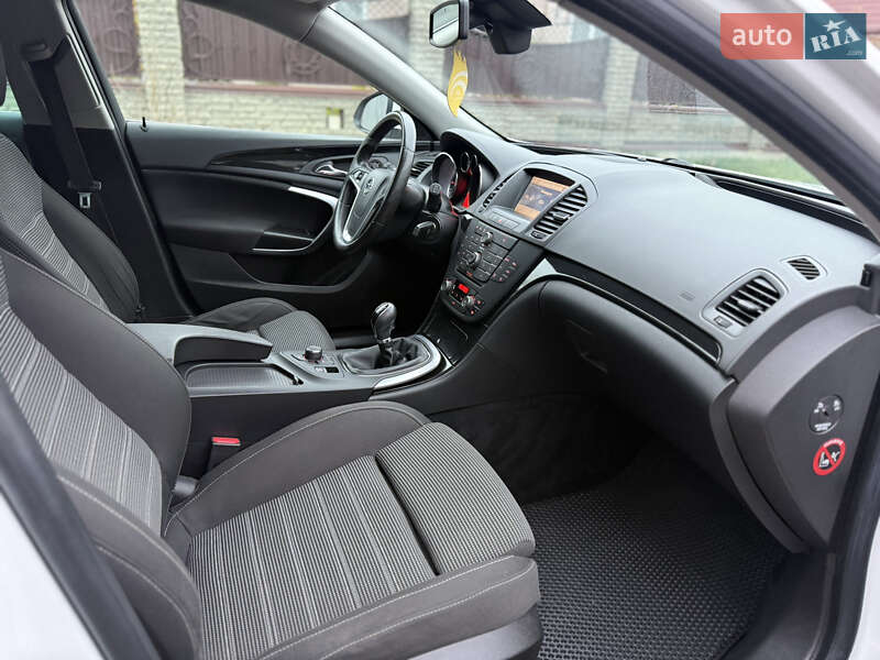 Універсал Opel Insignia 2010 в Борисполі