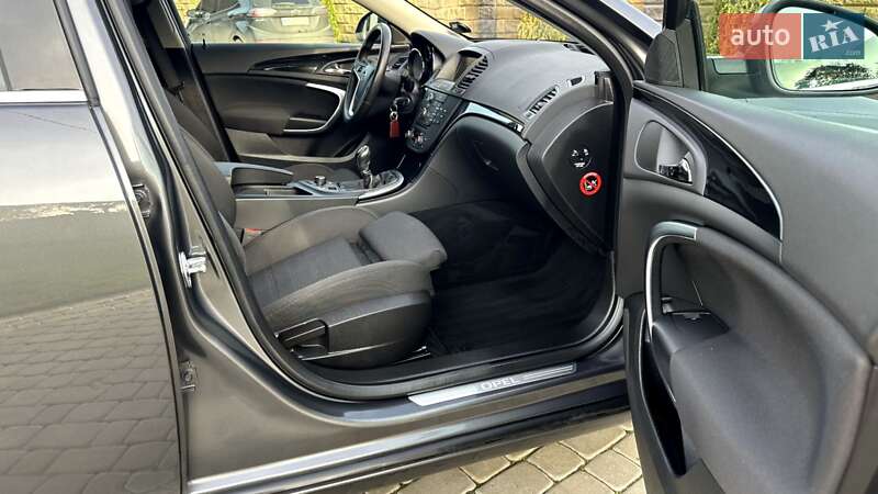 Універсал Opel Insignia 2009 в Луцьку