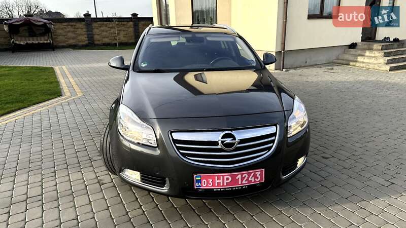 Універсал Opel Insignia 2009 в Луцьку