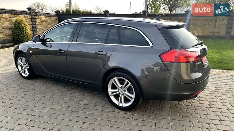 Універсал Opel Insignia 2009 в Луцьку