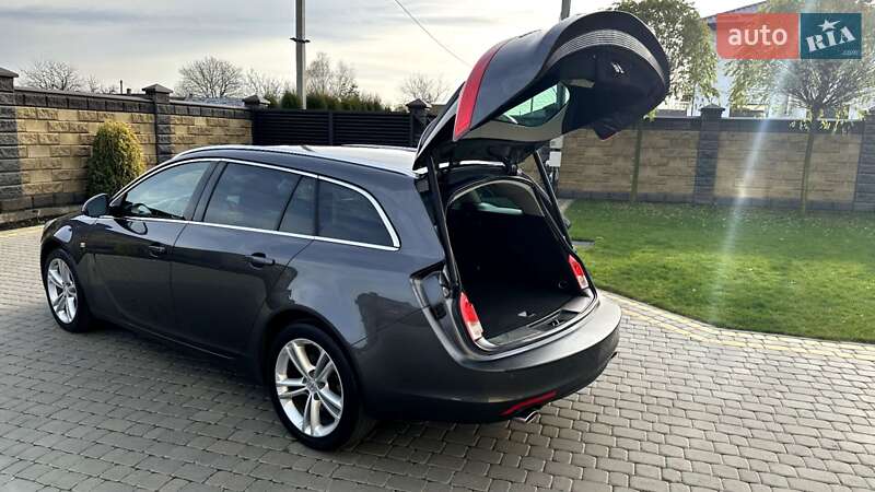 Універсал Opel Insignia 2009 в Луцьку