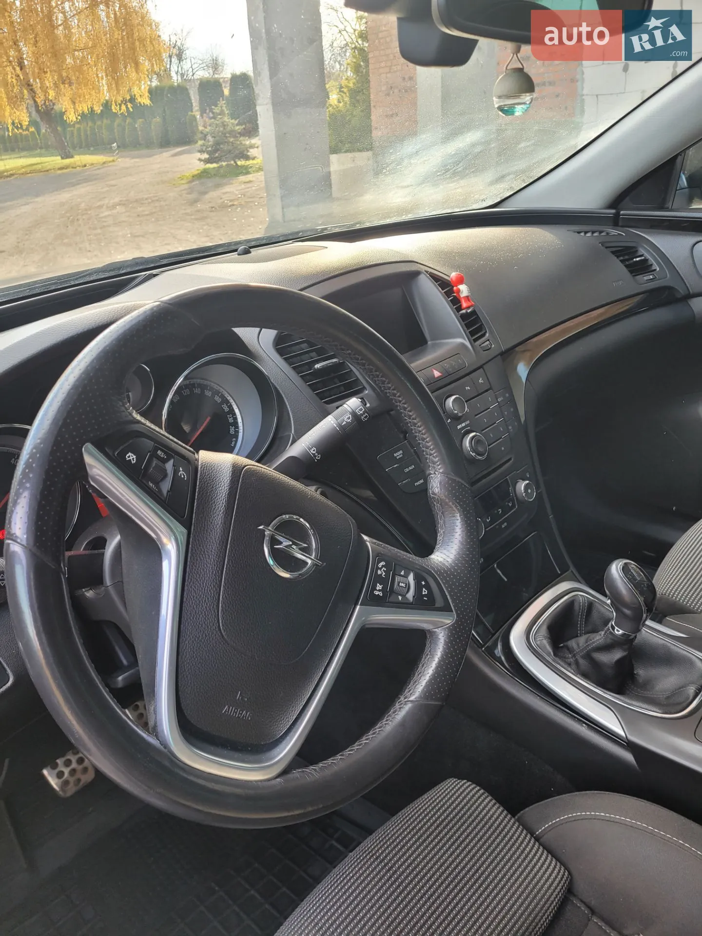 2010 Opel Insignia - мініатюра 2