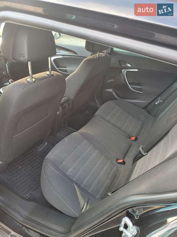 Универсал Opel Insignia 2010 в Хмельницком