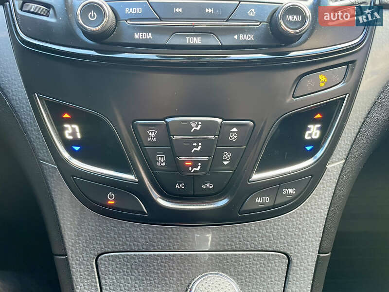 Универсал Opel Insignia 2015 в Остроге