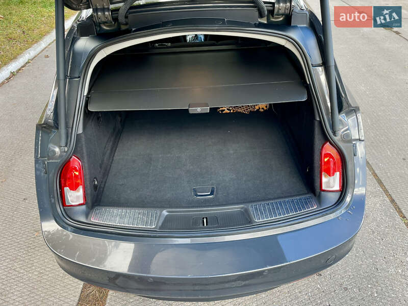 Универсал Opel Insignia 2015 в Остроге