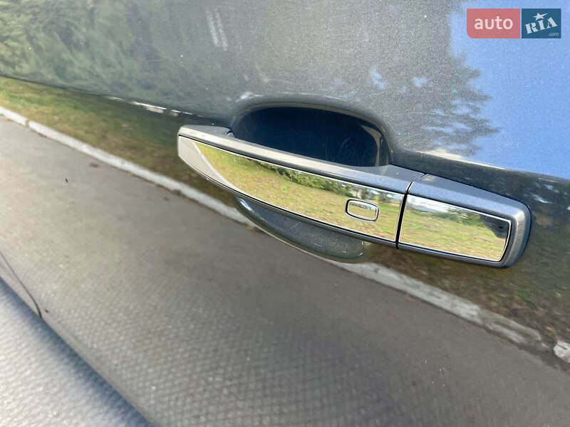 Универсал Opel Insignia 2015 в Остроге