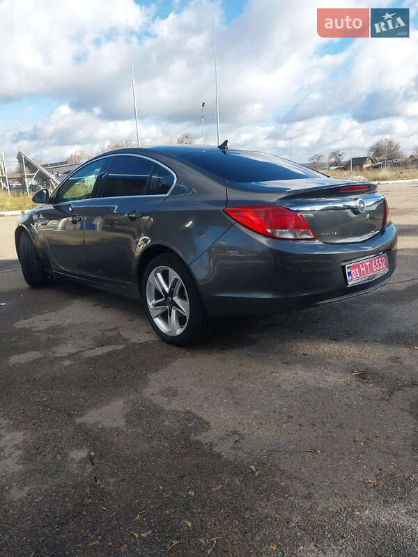 Лифтбек Opel Insignia 2009 в Владимире фото 11 Лифтбек Opel Insignia 2009 в Владимире