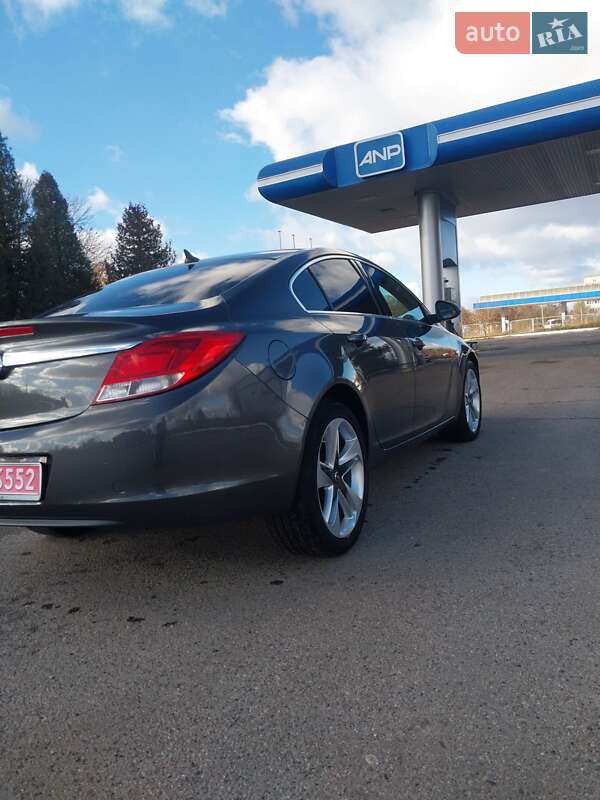 Лифтбек Opel Insignia 2009 в Владимире фото 18 Лифтбек Opel Insignia 2009 в Владимире