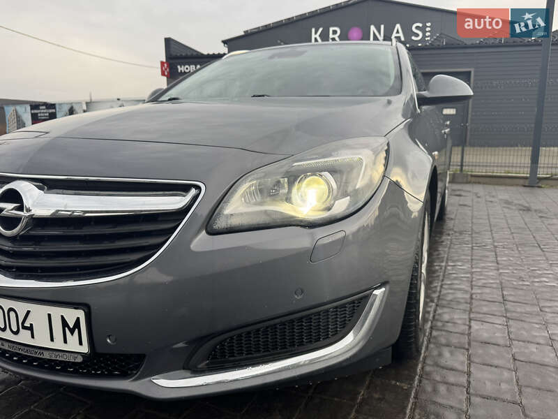 Универсал Opel Insignia 2016 в Ивано-Франковске
