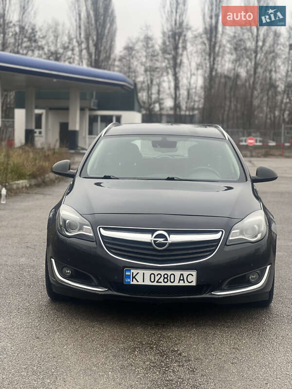 Універсал Opel Insignia 2015 в Житомирі