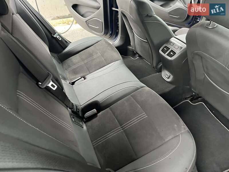 Универсал Opel Insignia 2020 в Золочеве