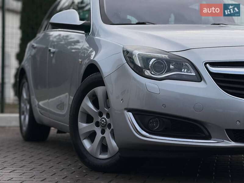 Универсал Opel Insignia 2016 в Киеве