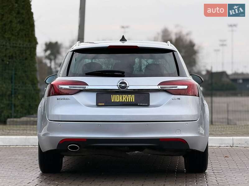 Универсал Opel Insignia 2016 в Киеве