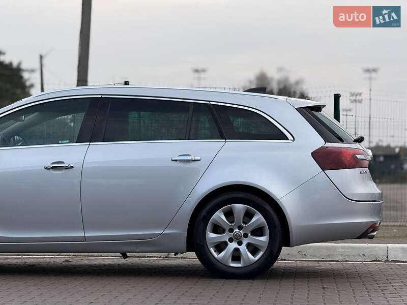 Универсал Opel Insignia 2016 в Киеве