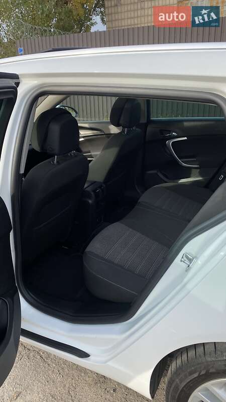 Универсал Opel Insignia 2012 в Киеве