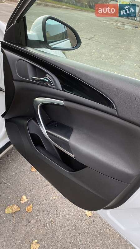 Универсал Opel Insignia 2012 в Киеве