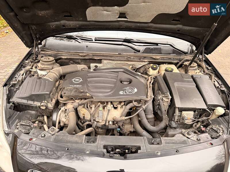 Седан Opel Insignia 2011 в Хмельницькому