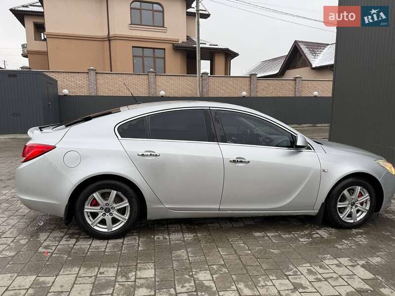 Седан Opel Insignia 2009 в Ивано-Франковске