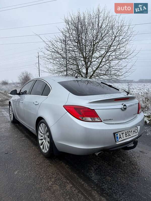 Седан Opel Insignia 2009 в Ивано-Франковске