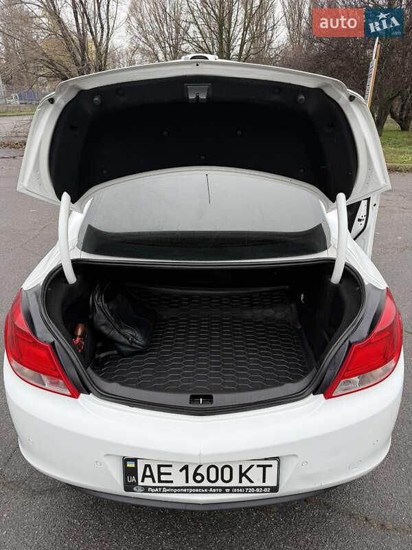 Седан Opel Insignia 2012 в Дніпрі фото 7 Седан Opel Insignia 2012 в Дніпрі